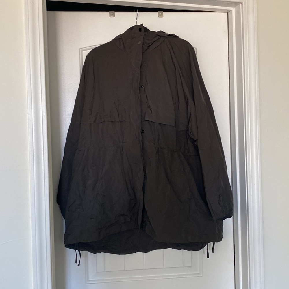 Athleta Drip Drop Jacket - packable in hood!